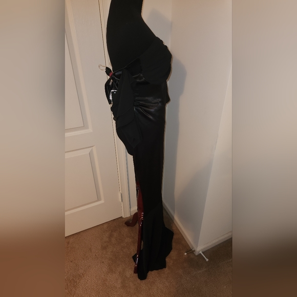 🔥 FINAL SALE PRICE 🔥 NWT! FASHION NOVA 2 PIECE SKIRT SET ! - Picture 4 of 9